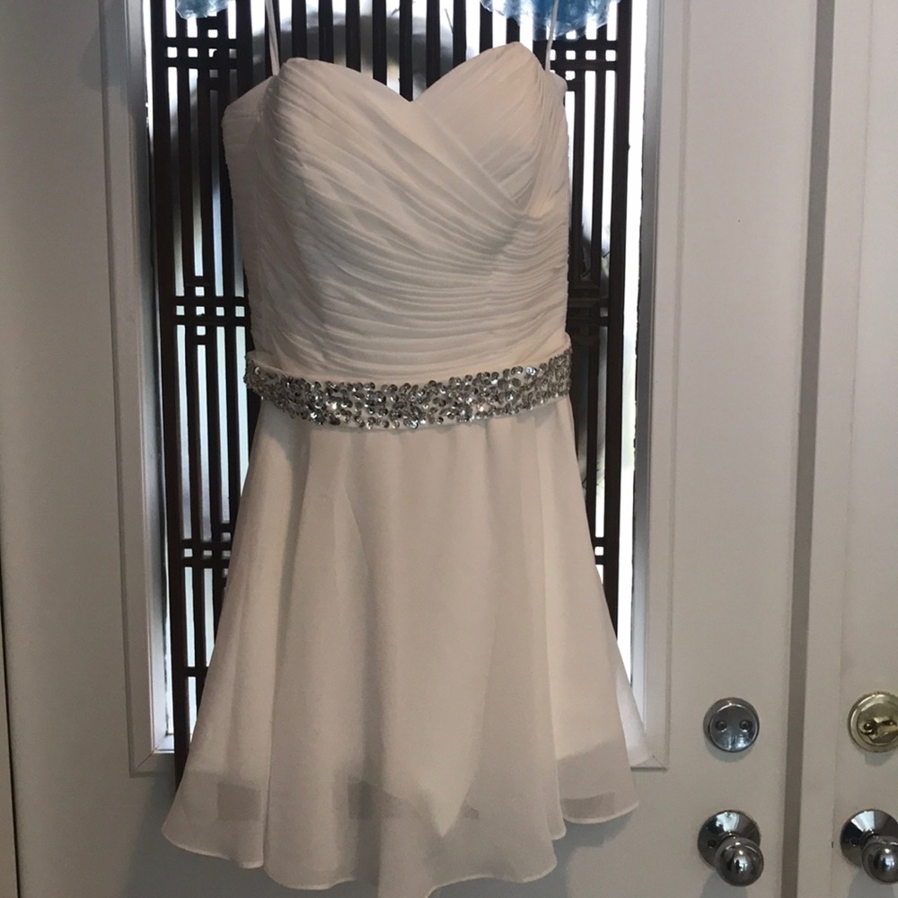 White homecoming/ prom dress